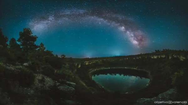 Taller de fotografía nocturna en unas lagunas y un viaducto ferroviario